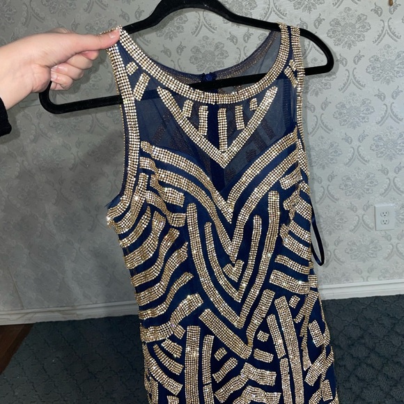 BEAUTIFUL BLUE SPARKLY DRESS GOWN - Picture 1 of 10